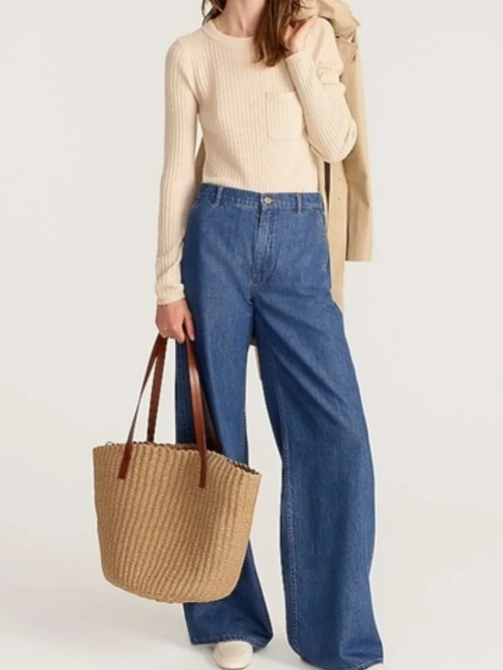 J.Crew NWT  Straw Market Tote Bag with Brown Leather Handles.